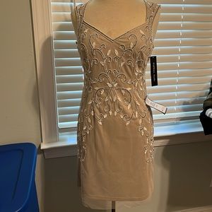 Papell studio dress size 4. NWT